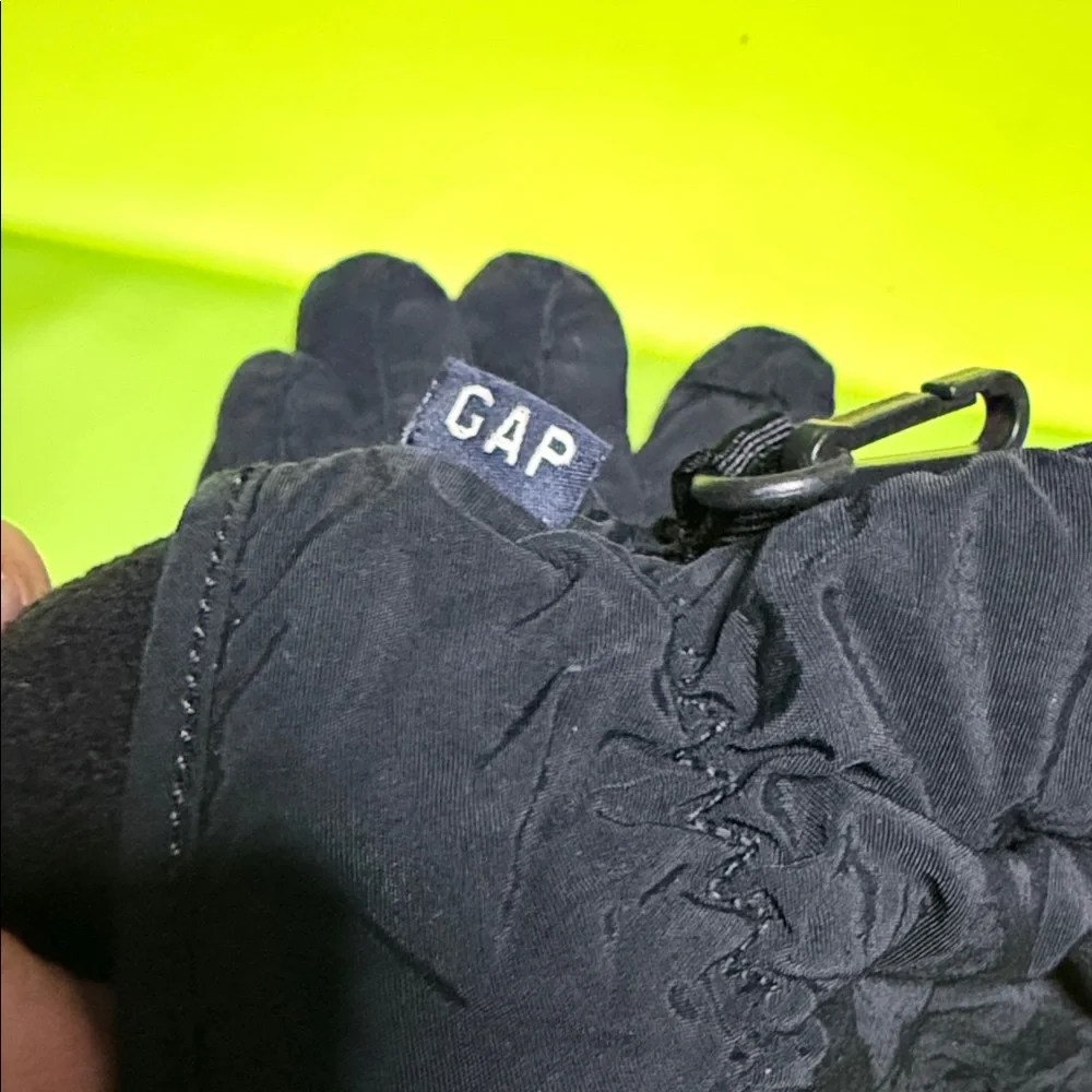 Boys Small Black Winter Gloves